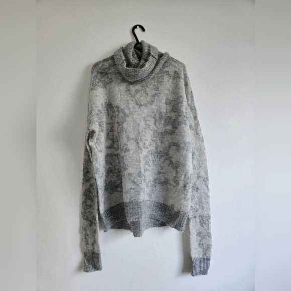Willow | Luxury Grey Wool Jumper / Turtle Neck / Sweater - | Size Medium - Picture 2 of 6